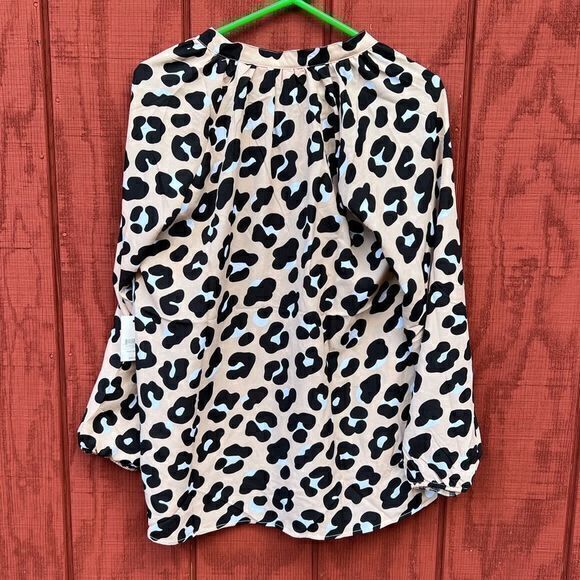 NWT Simply Southern Women's Peasant Blouse‎ Leopard Print Tan/Black Size Large - Picture 2 of 5